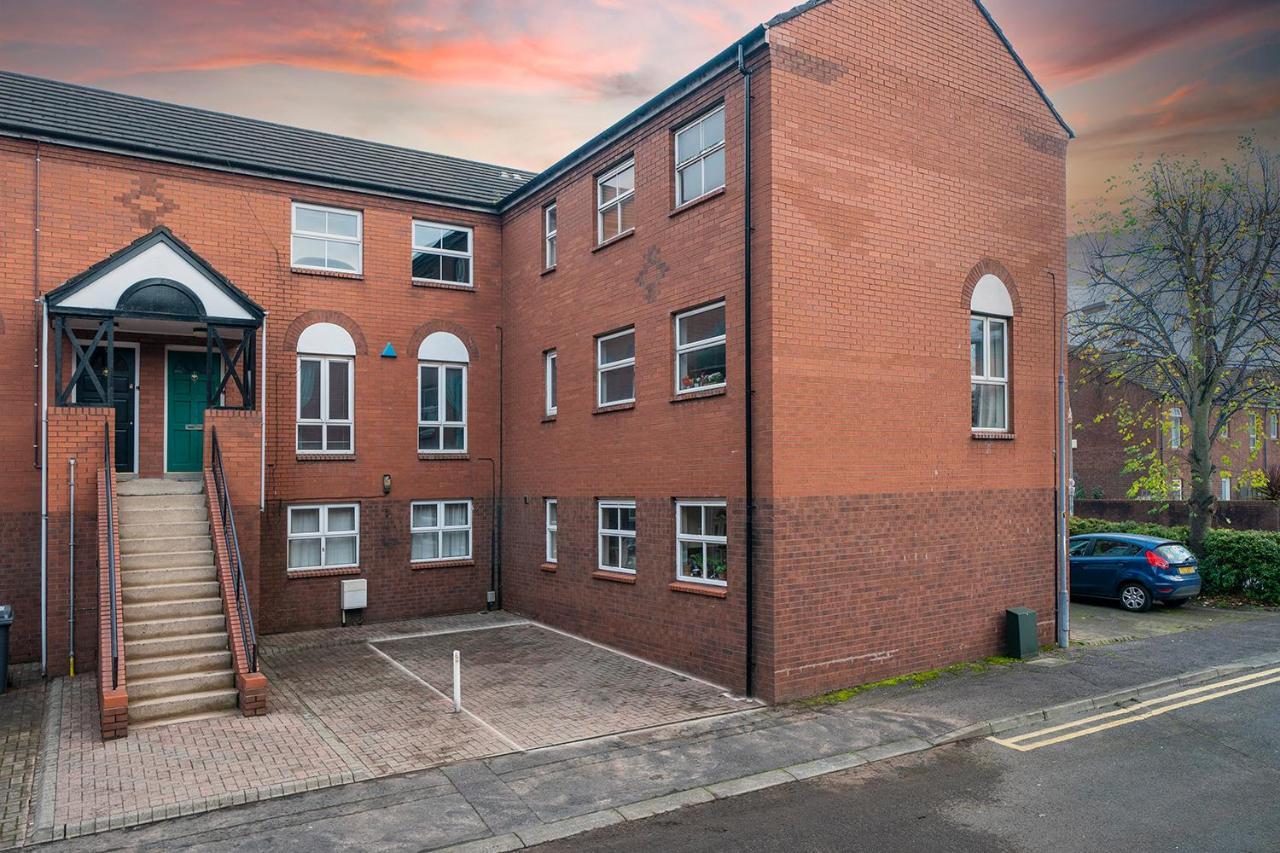 Pass The Keys - 2br Luxury With Jacuzzi Bath Belfast